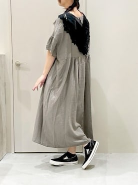 「アイテム（ストール/ショール）」を使った、RNA MEDIA ZOZOTOWN STAFFさん（レディース・164cm）の夏コーディネート