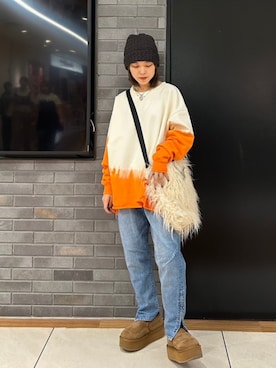 「RNA（アールエヌエー）のアイテム（トートバッグ）」を使った、RNA MEDIA ZOZOTOWN STAFFさん（レディース・158cm）の秋コーディネート
