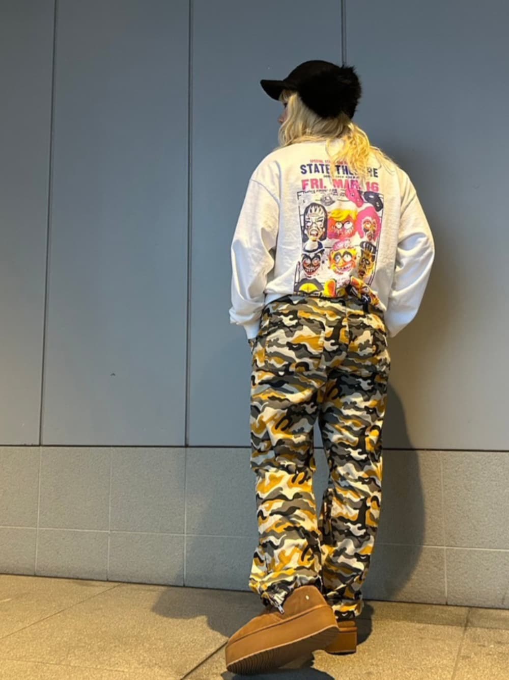 「RNA MEDIA、RNA、スタッフコーデ、24AW秋の新作、24AW冬の新作」｜「RNAのE5035 ＢＩＧイヤーフラップボアＣＡＰ（キャップ、ブラック系）」を使った、RNA MEDIA ZOZOTOWN STAFFさん（レディース・158cm）の秋コーディネートの1枚目の写真