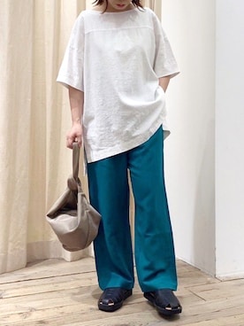 「みんなの白Tフェス」｜「アイテム（スラックス）」を使った、RNA MEDIA ZOZOTOWN STAFFさん（レディース・152cm）の夏コーディネート