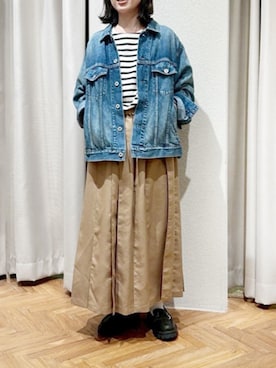 「スタッフコーデ」｜「アイテム（デニムジャケット）」を使った、RNA MEDIA ZOZOTOWN STAFFさん（レディース・156cm）の秋コーディネート