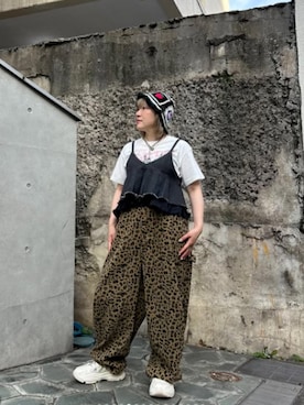 「RNA（アールエヌエー）のR4122 イージーＢＩＧペインター（デニムパンツ、その他）」を使った、RNA MEDIA ZOZOTOWN STAFFさん（レディース・163cm）の夏コーディネート