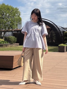 「ROPE' PICNIC（ロペピクニック）のメタルリボンＶカットフラットパンプス（パンプス、ホワイト系）」を使った、yaeさん（レディース・148cm）の春コーディネート