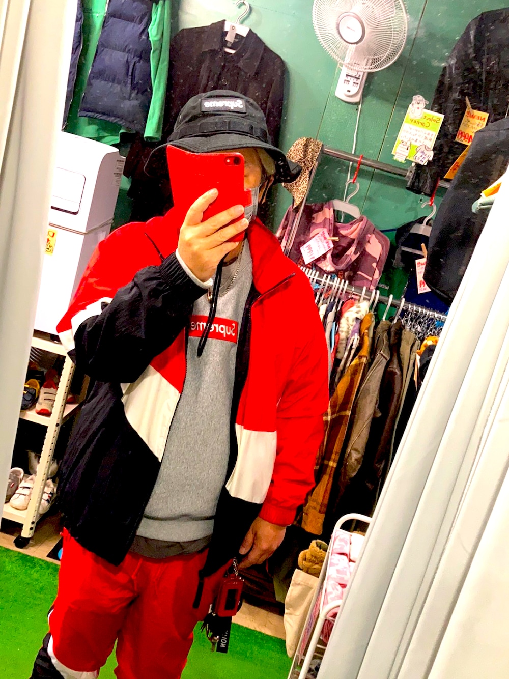 supreme スウェットセットアップ - メルカリ