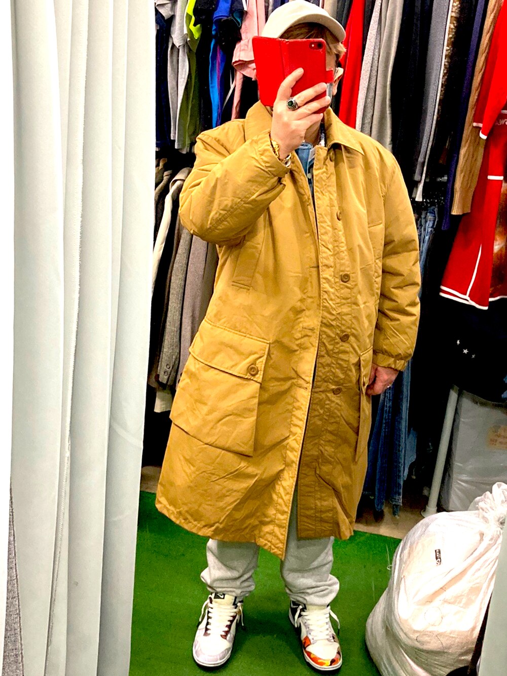 「NEW ERA、journal standard、MONKEY TIME、NIKE、今日のコーデ、メンズコーデ、ビックシルエット、カジュアル、春服、シャツコーデ、春アウター、スニーカーコーデ、春カラー」｜「NEW ERAのアイテム（キャップ、ベージュ系）」を使った、( ^ω^ )Hiko743さん（メンズ・172cm）の春コーディネートの1枚目の写真