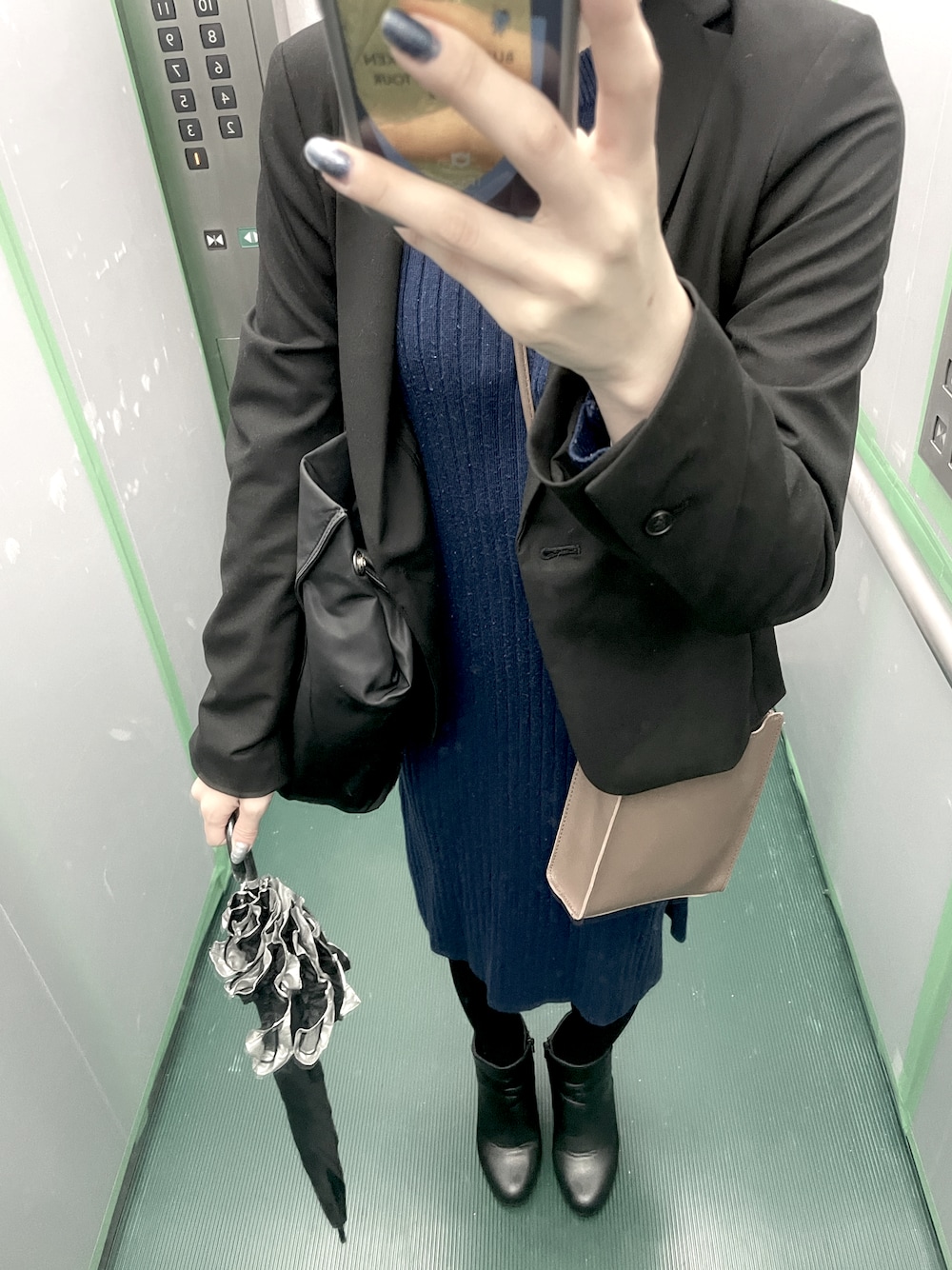 「秋ルック紹介するよ、秋コーデ、オトナ女子、低身長コーデ、出勤コーデ、h&m、GRL、GU、attagirl、Tory Burch、プチプラ」｜「H&Mのアイテム（スーツジャケット、ブラック系）」を使った、Haruna____さん（レディース・154cm）の秋コーディネートの1枚目の写真