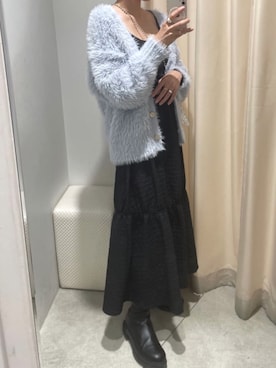 「one after another NICE CLAUP(ワンアフターアナザーナイスクラップ)のふわモテあざと/フェザーロングカーディガン(カーディガン/ボレロ、グレー系)」を使った、miguさん(レディース・164cm)の秋コーディネート