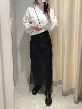 「スリットスカート」｜miguさん（レディース・164cm）の冬コーディネート