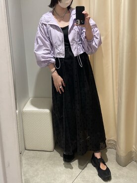 「シアーワンピース」｜「アイテム（マウンテンパーカー）」を使った、miguさん（レディース・164cm）の春コーディネート