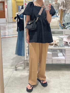 「one after another NICE CLAUP(ワンアフターアナザーナイスクラップ)のセットアップで着られる/美却スラックスパンツ(スラックス、ベージュ系)」を使った、miguさん(レディース・164cm)の夏コーディネート