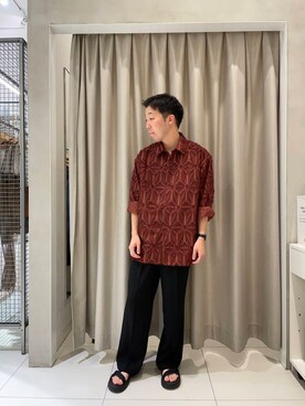 「SENSE OF PLACE by URBAN RESEARCH（センスオブプレイスバイアーバンリサーチ）のフリンジジャガードレギュラーカラーシャツ（シャツ/ブラウス、レッド系）」を使った、yu-goさん（メンズ・171cm）の夏コーディネート