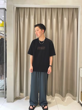 「SENSE OF PLACE by URBAN RESEARCH（センスオブプレイスバイアーバンリサーチ）のジャージラインワイドパンツ（その他パンツ、その他）」を使った、yu-goさん（メンズ・171cm）の夏コーディネート