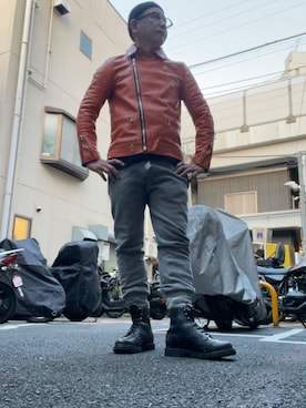 「アイテム（ライダースジャケット、オレンジ系）」を使った、agiraさん（メンズ・168cm）の春コーディネート