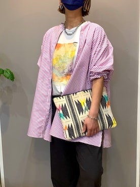 「FREE'S MART（フリーズマート）のアイテム（クラッチバッグ、ホワイト系）」を使った、komugiさん（レディース・158cm）の春コーディネート