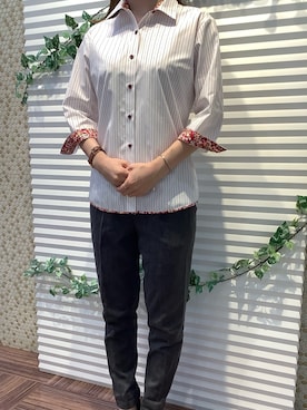 「アイテム（ビジネスシャツ、レッド系）」を使った、BRICK HOUSE by Tokyo Shirts 北島フジグラン店さん（レディース・158cm）の秋コーディネート