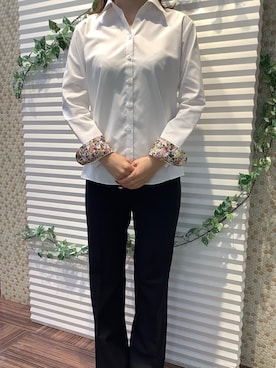 「アイテム（ビジネスシャツ）」を使った、BRICK HOUSE by Tokyo Shirts 北島フジグラン店さん（レディース・158cm）の冬コーディネート