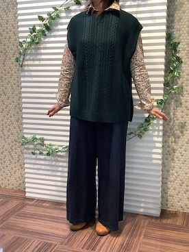 「アイテム（ビジネスシャツ、ベージュ系）」を使った、BRICK HOUSE by Tokyo Shirts 北島フジグラン店さん（レディース・160cm）の秋コーディネート