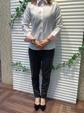 「アイテム（ビジネスシャツ）」を使った、BRICK HOUSE by Tokyo Shirts 北島フジグラン店さん（レディース・158cm）の冬コーディネート