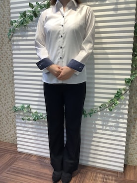 「アイテム（ビジネスシャツ）」を使った、BRICK HOUSE by Tokyo Shirts 北島フジグラン店さん（レディース・158cm）の冬コーディネート