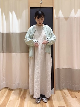 「Samansa Mos2（サマンサ モスモス）のインナー付花柄ジャカードキャミワンピース（ワンピース）」を使った、akihoさん（レディース・153cm）の春コーディネート