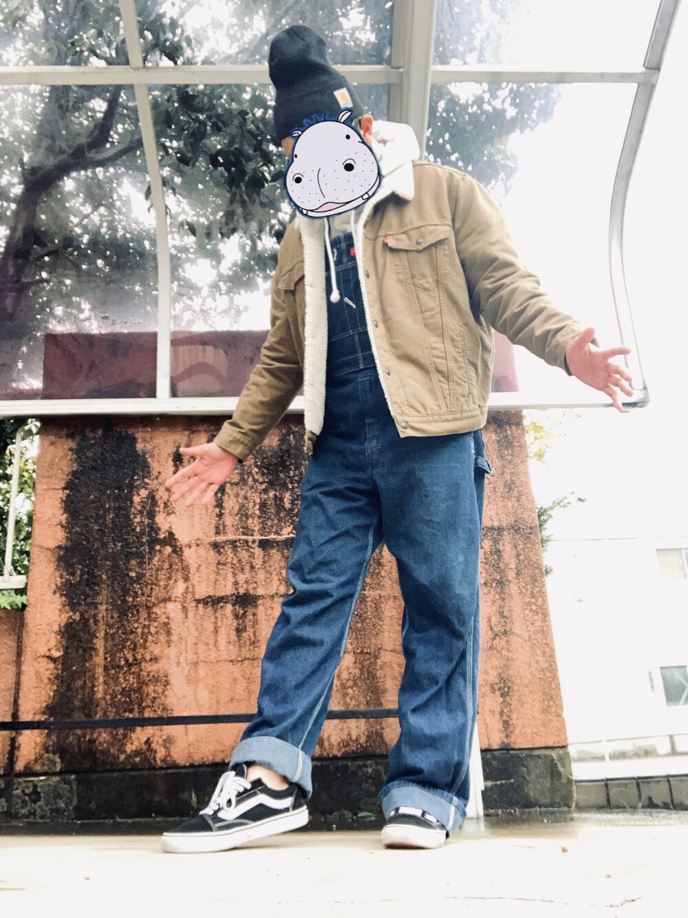 「Levi'sのLevi's：TYPE３　SHERPA　TRUCKER　CORD（ブルゾン、ベージュ系）」を使った、カバさん（メンズ・182cm）の冬コーディネートの1枚目の写真