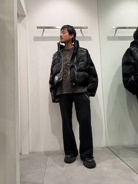 「WHITELAND（ホワイトランド）のアイテム（スウェットパンツ）」を使った、ASAHIさん（メンズ・175cm）の秋コーディネート