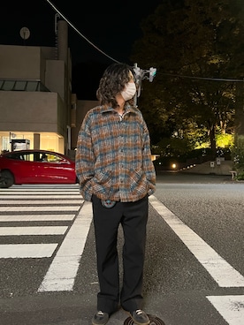 「LAD MUSICIAN（ラッドミュージシャン）のアイテム（スラックス）」を使った、サトウ コウタさん（メンズ・179cm）の秋コーディネート