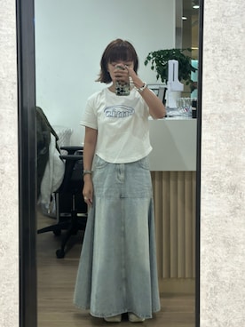 「アイテム（デニムスカート）」を使った、mini.meさん（レディース・150cm）の秋コーディネート