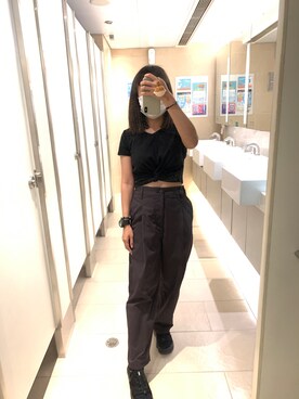 「MUJI Labo（ムジラボ）のアイテム（スラックス）」を使った、mini.meさん（レディース・150cm）の春コーディネート