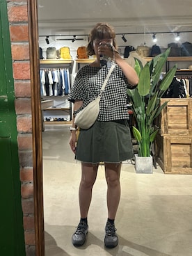 「intique のアイテム（スカート、グレー系）」を使った、mini.meさん（レディース・150cm）の夏コーディネート