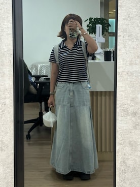 「アイテム（デニムスカート）」を使った、mini.meさん（レディース・150cm）の秋コーディネート