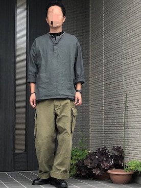 168 is wearing MILITARY "ロシア軍　スリーピングシャツ"