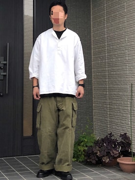 168 is wearing MILITARY "ロシア軍　スリーピングシャツ"