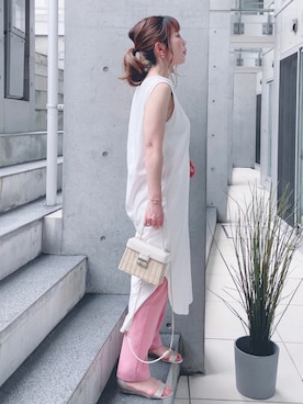 「アイテム（バッグ、ホワイト系）」を使った、acoさん（レディース・158cm）の夏コーディネート