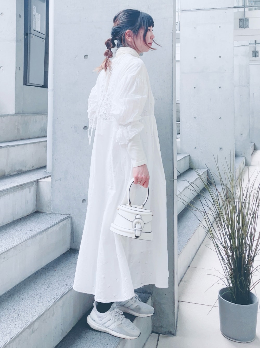 Freada/フリーダ バックレースワンピースを使った人気ファッション