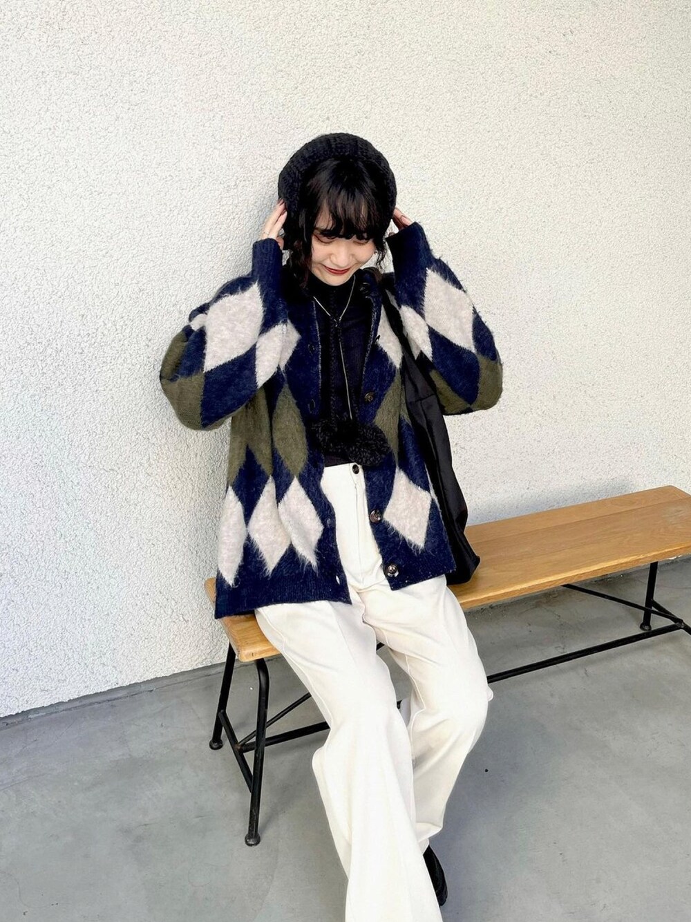 「春服デビュー宣言、カジュアルコーデ、カーディガン、春服、春服コーデ、春、春コーデ、春服みてみて、カーディガンコーデ、パンツコーデ、プチプラ、プチプラコーデ、おしゃれさんと繋がりたい、ZOZOTOWN、大人女子」｜「nemne storeの総柄起毛モヘアライクニットカーディガン（カーディガン/ボレロ、ブルー系）」を使った、〰️さん（レディース・160cm）の春コーディネートの1枚目の写真