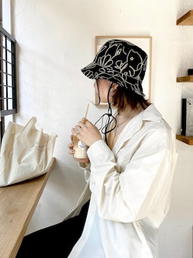 「YUNS（ユンス）のアイテム」を使った、〰️さん（レディース・160cm）の秋コーディネート