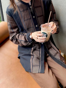 「YUNS（ユンス）のアイテム」を使った、〰️さん（レディース・160cm）の秋コーディネート