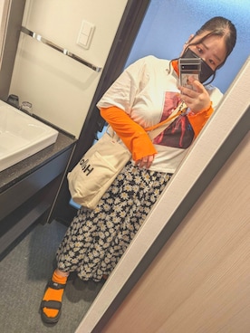 「Java（ジャバ）のアイテム」を使った、まなおさん（レディース・162cm）の秋コーディネート