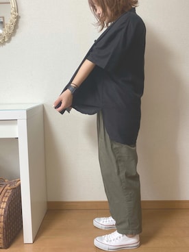 「classicalelf（クラシカルエルフ）の一気にトレンド顔！フレンチリネンカンフーバンドカラーシャツ（シャツ/ブラウス、ブラック系）」を使った、𝕂𝕒𝕋（きゃっと）さん（レディース・150cm）の秋コーディネート