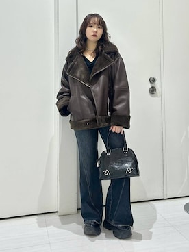 「PAGEBOY（ページボーイ）のプラットチャンキースニーカー（スニーカー、ブラック系）」を使った、ハオさん（レディース・158cm）の秋コーディネート