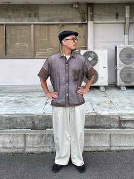 「アイテム（チノパンツ）」を使った、takayaikedaさん（メンズ・167cm）の夏コーディネート
