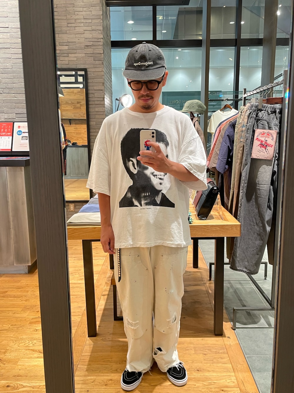 「ciaopanic」｜「CIAOPANICの【DEFGRAMENTS/デフグラメンツ】CARPENTER VINTAGE PANTS（デニムパンツ、ホワイト系）」を使った、takayaikedaさん（メンズ・167cm）の夏コーディネートの1枚目の写真