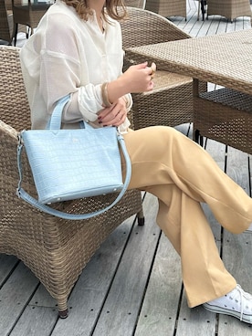 「GYDA（ジェイダ）のアイテム（トートバッグ）」を使った、KASUMIさん（レディース・161cm）の夏コーディネート