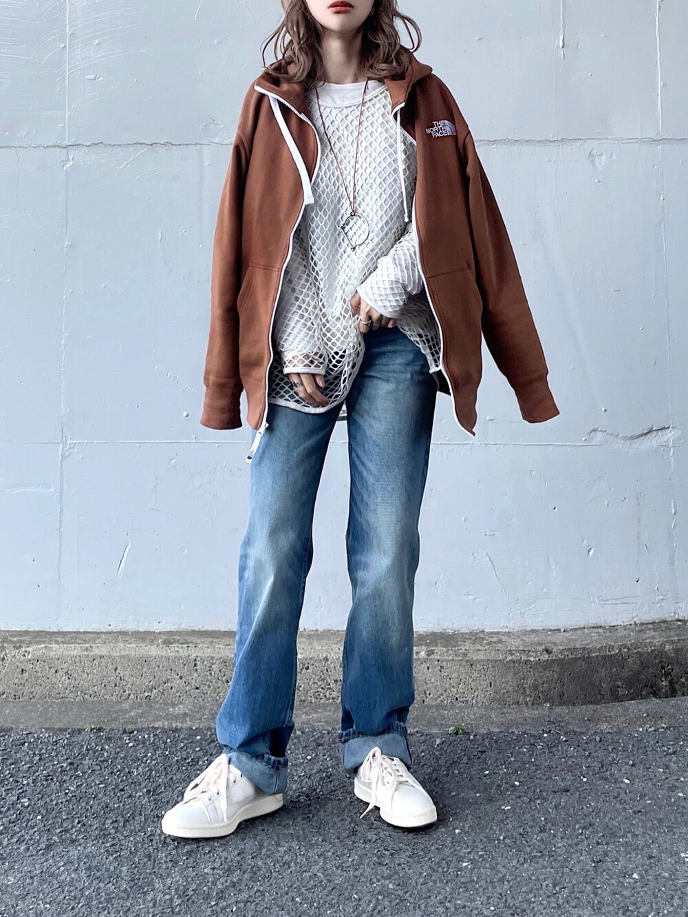 THE NORTH FACEのパーカー（ブラウン系）を使ったレディース人気