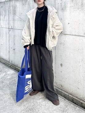 「アイテム（トートバッグ）」を使った、KASUMIさん（レディース・161cm）の秋コーディネート