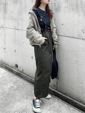 「アイテム（Tシャツ/カットソー）」を使った、KASUMIさん（レディース・161cm）の秋コーディネート