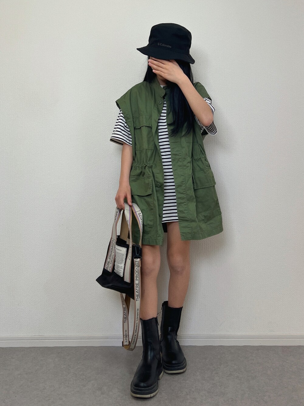 「春コーデ、中学生、ミリタリー、ベスト、キッズファッション、バケットハット、春服、ボーダートップス、キッズコーデ、WEGO、Discoat、むすこーで、ミリタリーベスト」｜「DISCOATの【WEB限定】スタンドネックミリタリーベスト（ベスト、ホワイト系）」を使った、ɴɪᴄᴏ.ᴀʏᴀさん（キッズ・143cm）の春コーディネートの1枚目の写真