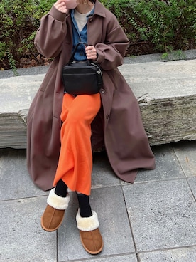 「ムートンブーツ」｜「アイテム（ステンカラーコート）」を使った、minmin08_さん（レディース・158cm）の秋コーディネート