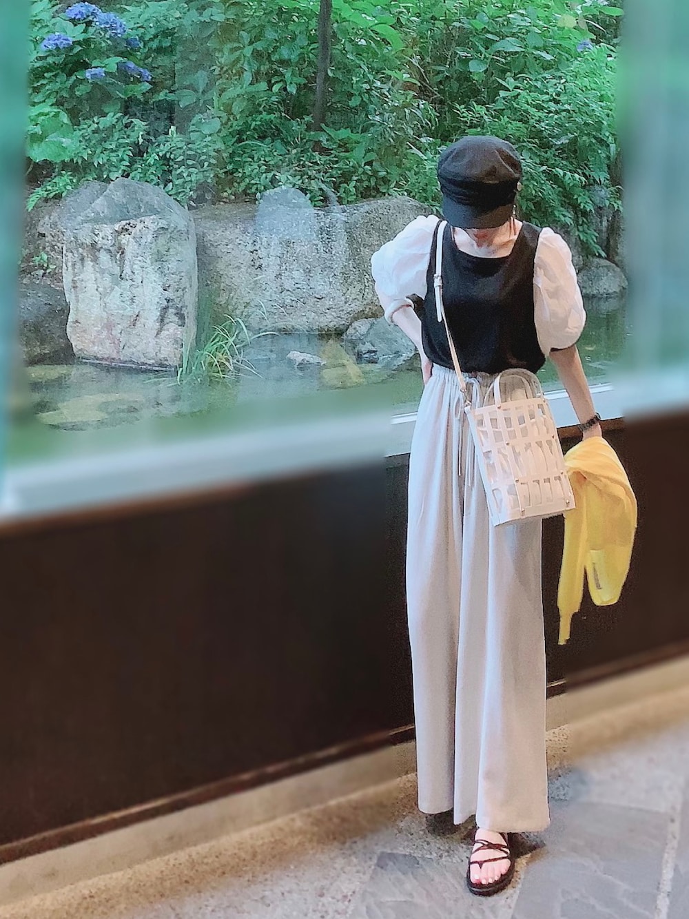 「しまむら、しまむらコーデ、しまパト、パワショル、ワイドパンツ、リネンパンツ、teva、GRL、夏コーデ」｜「しまむらのアイテム（Tシャツ/カットソー、ブラック系）」を使った、minmin08_さん（レディース・160cm）の夏コーディネートの1枚目の写真